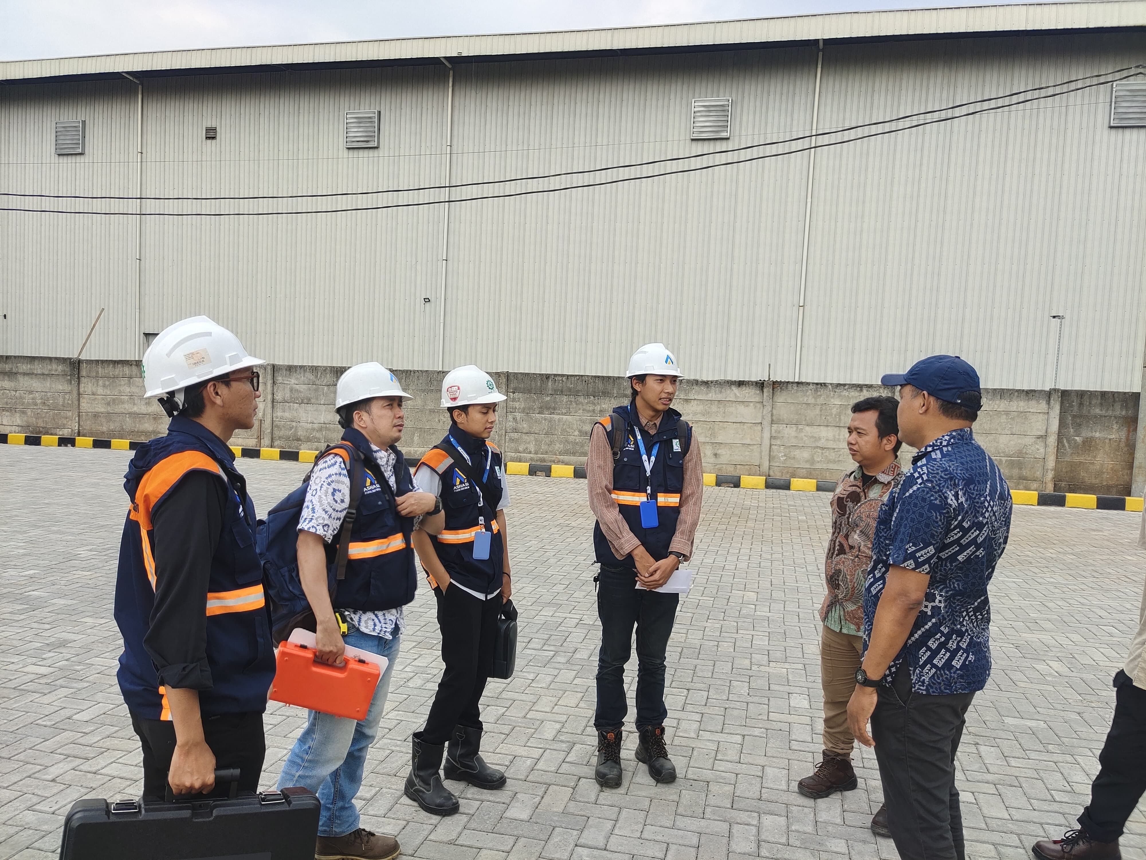 Jasa Kontraktor Menara Sentra 